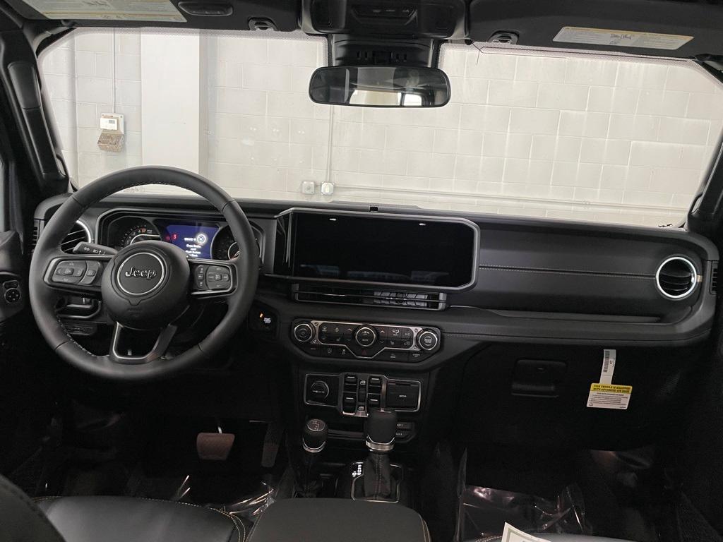 new 2025 Jeep Gladiator car