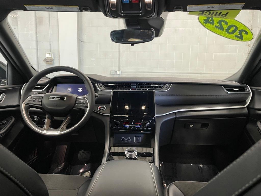 used 2024 Jeep Grand Cherokee L car, priced at $39,990