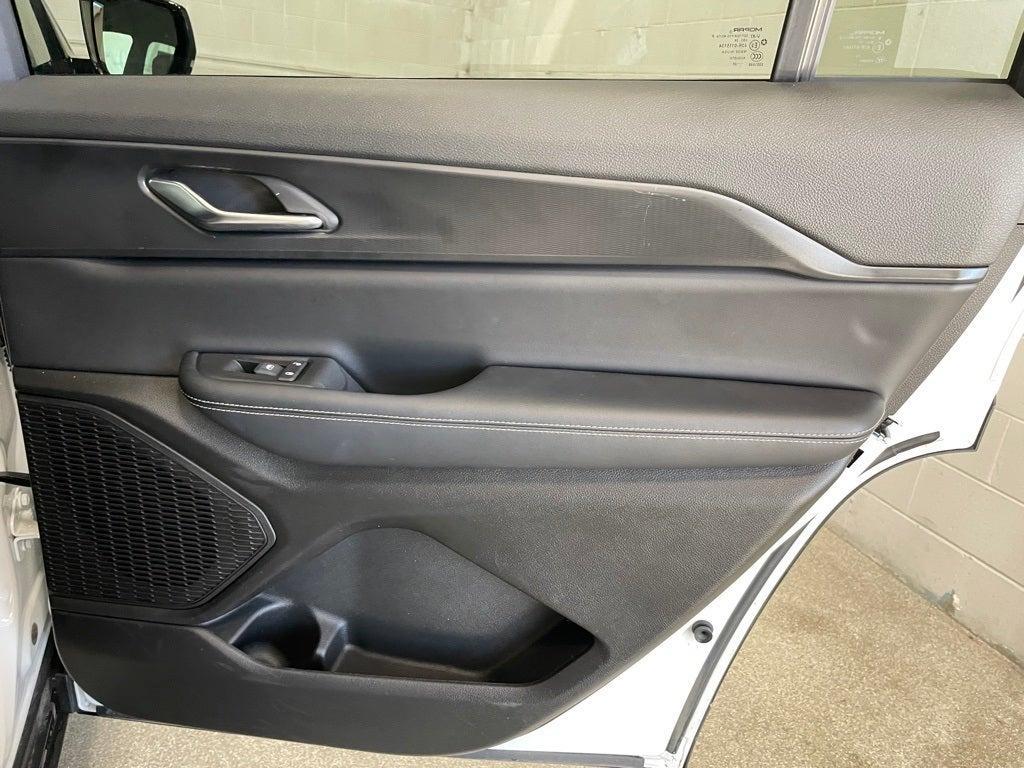 used 2024 Jeep Grand Cherokee L car, priced at $37,502