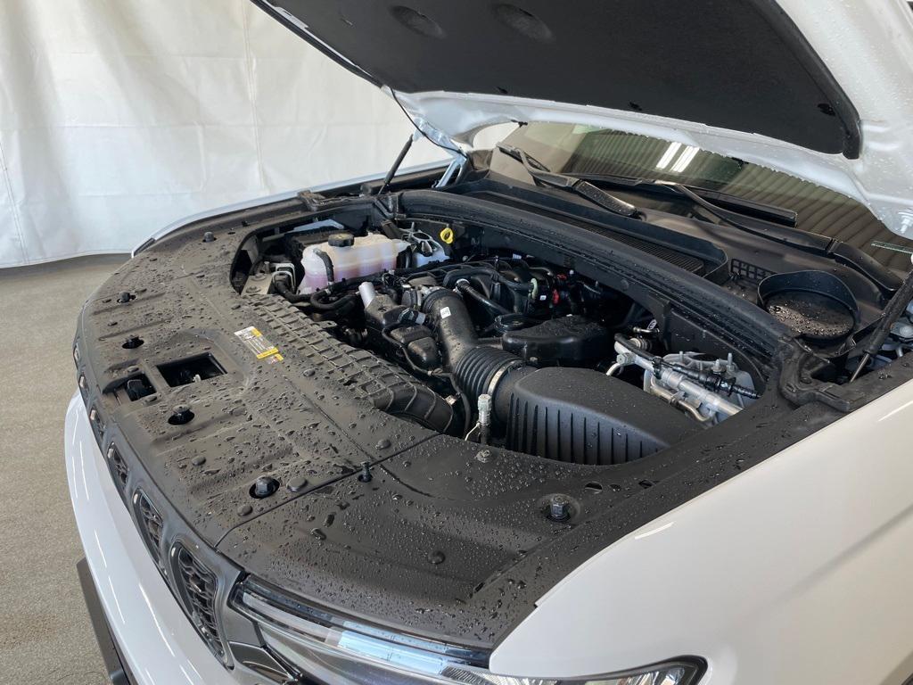 used 2024 Jeep Grand Cherokee L car, priced at $39,990