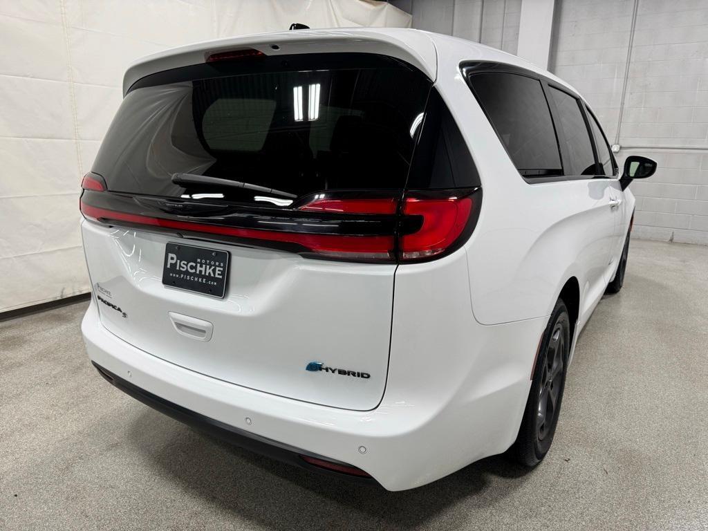 used 2023 Chrysler Pacifica Hybrid car, priced at $41,990