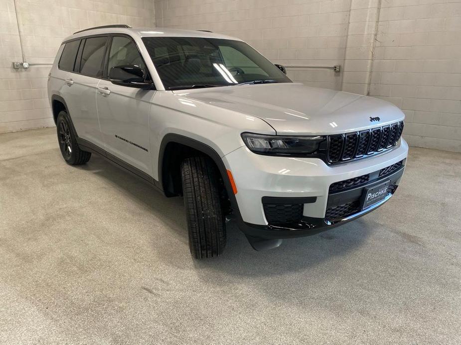 new 2025 Jeep Grand Cherokee L car, priced at $45,439