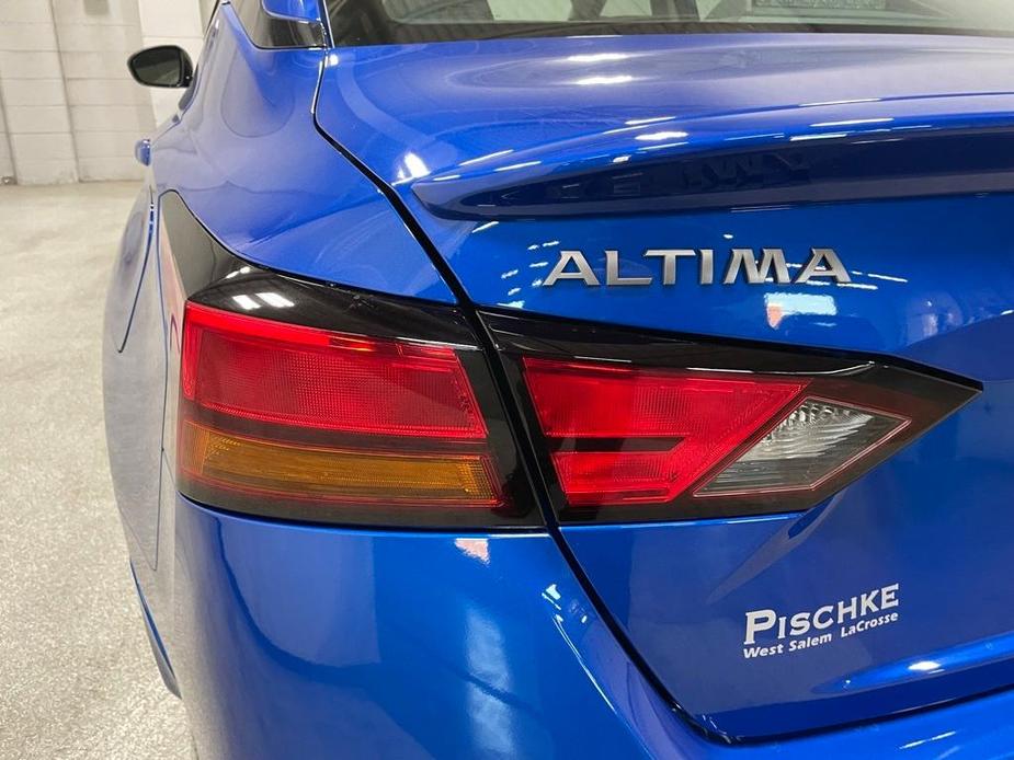 new 2025 Nissan Altima car, priced at $33,501