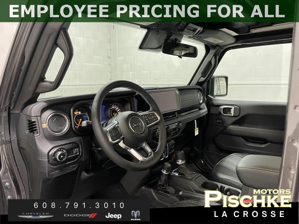 new 2025 Jeep Wrangler car