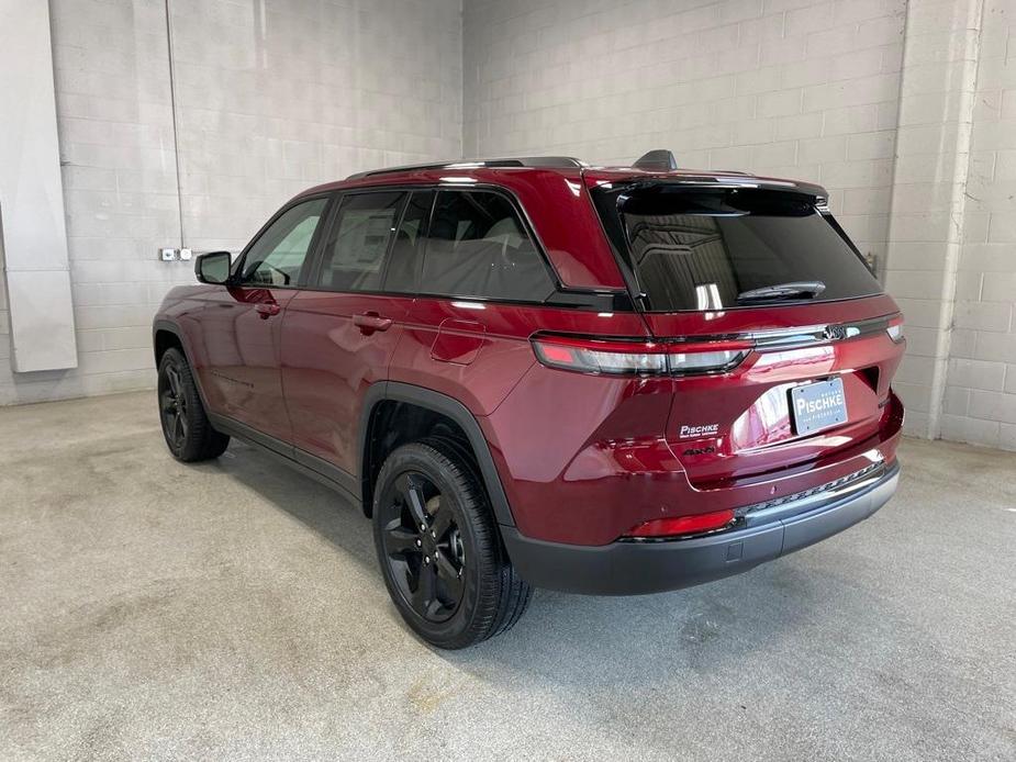 new 2024 Jeep Grand Cherokee car, priced at $45,481