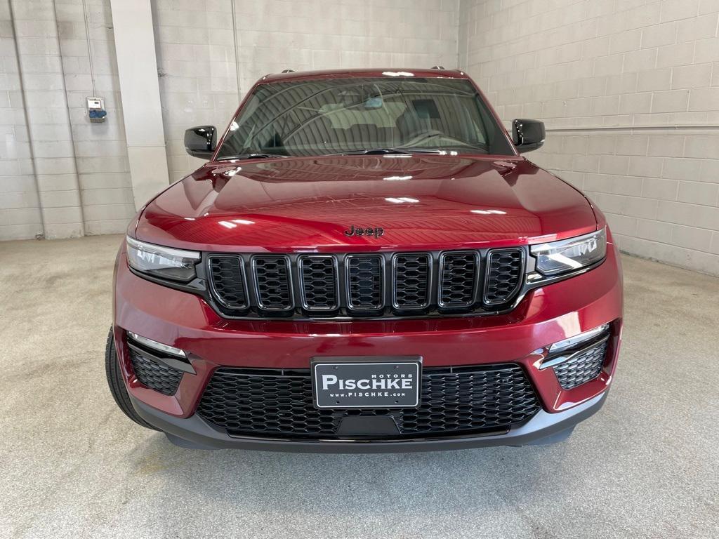 new 2024 Jeep Grand Cherokee car, priced at $45,481