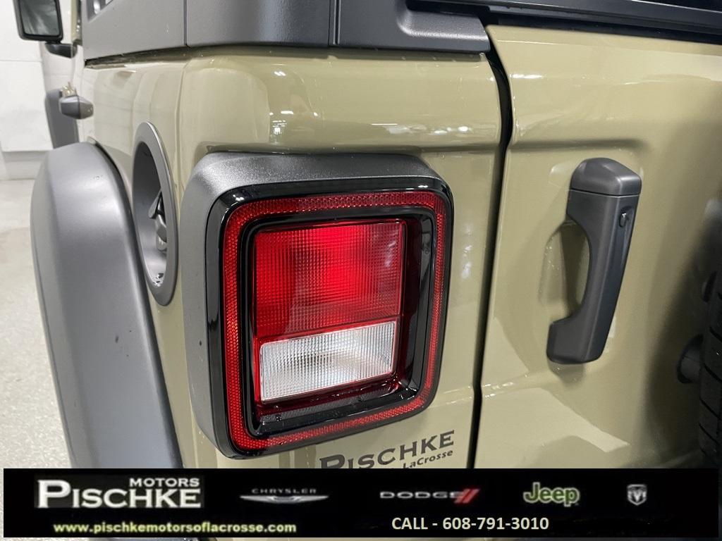 new 2025 Jeep Wrangler car