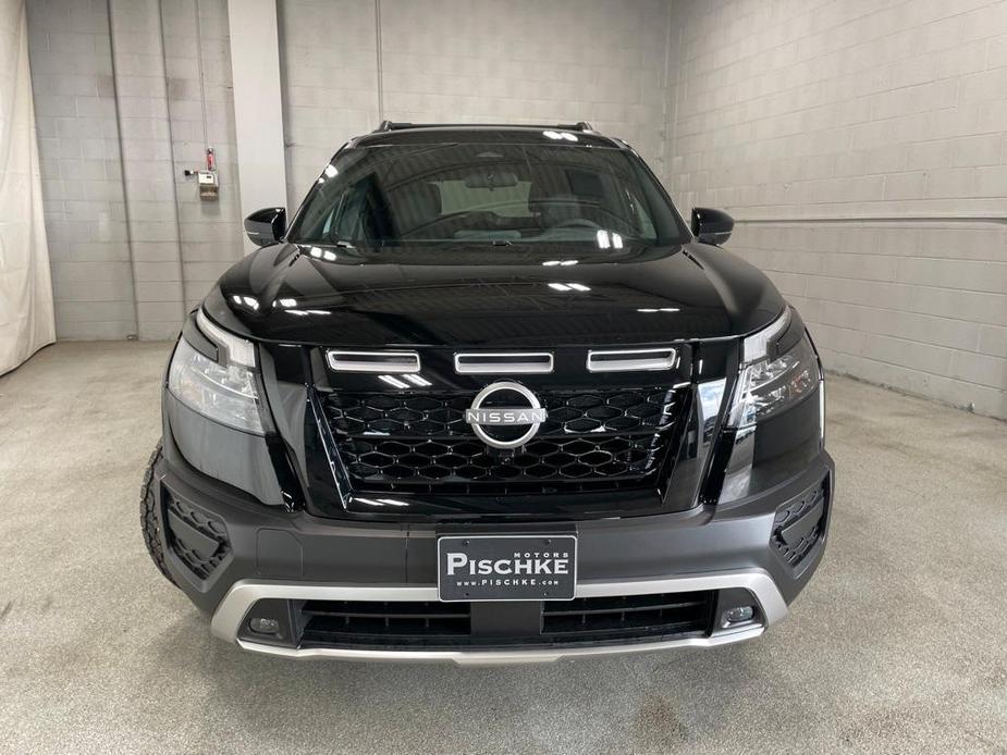 new 2024 Nissan Pathfinder car, priced at $40,082