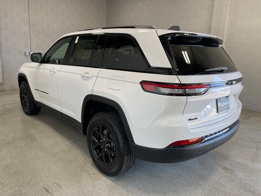 new 2025 Jeep Grand Cherokee car, priced at $43,493