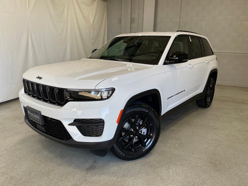 new 2025 Jeep Grand Cherokee car, priced at $43,493