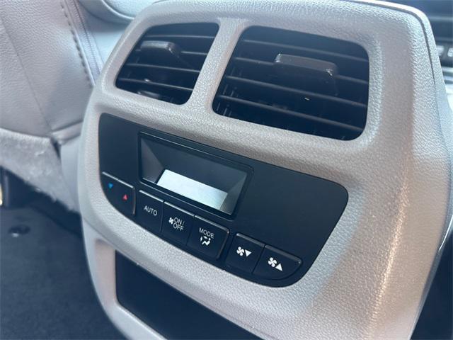 used 2022 Honda Pilot car, priced at $29,295
