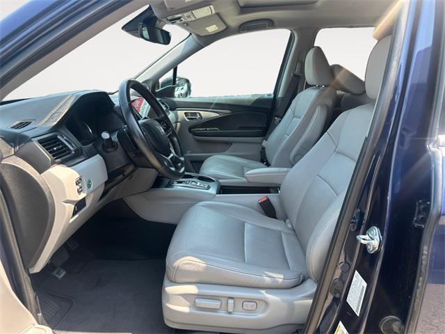 used 2022 Honda Pilot car, priced at $29,295