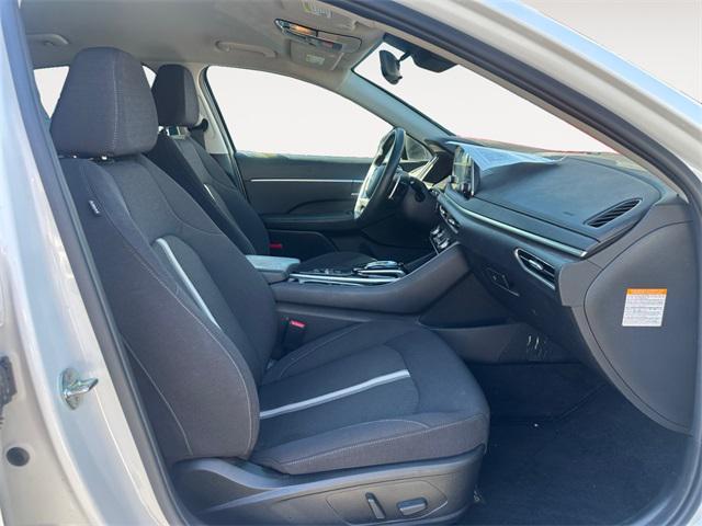 used 2022 Hyundai Sonata Hybrid car, priced at $23,497