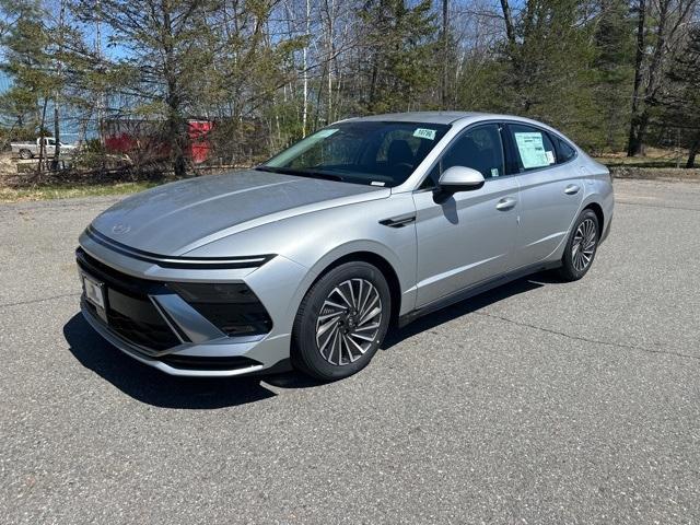 new 2024 Hyundai Sonata Hybrid car, priced at $31,891