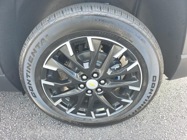 new 2026 Chevrolet Traverse car, priced at $52,855