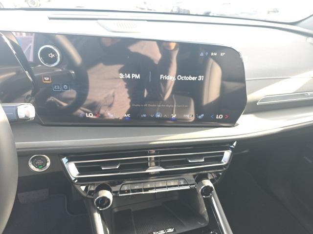 new 2026 Chevrolet Traverse car, priced at $52,855