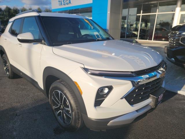 new 2025 Chevrolet TrailBlazer car, priced at $26,710