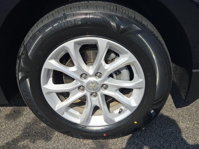 used 2020 Chevrolet Equinox car, priced at $18,900
