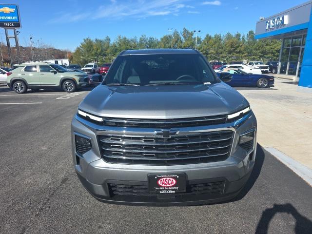 new 2026 Chevrolet Traverse car, priced at $45,215