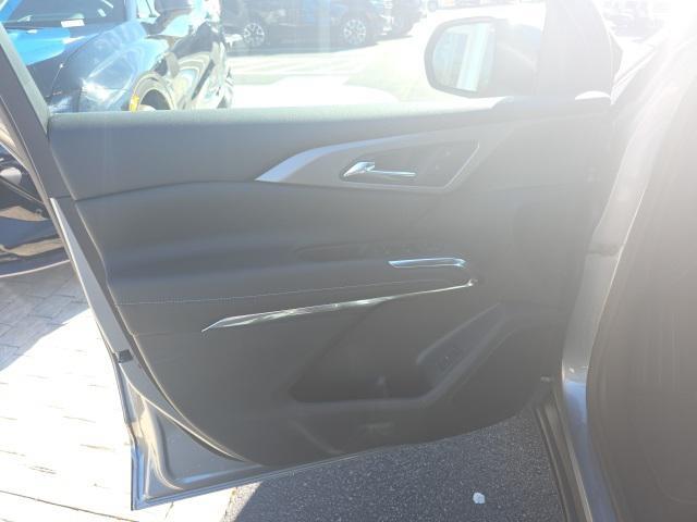 new 2026 Chevrolet Traverse car, priced at $45,215