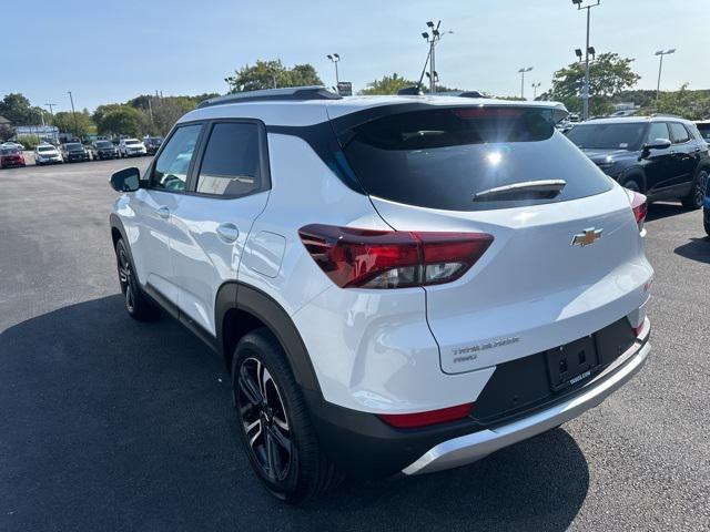 new 2025 Chevrolet TrailBlazer car, priced at $30,450