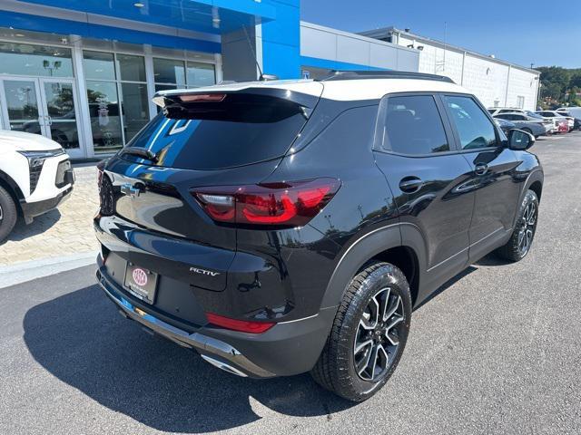 new 2025 Chevrolet TrailBlazer car, priced at $32,930