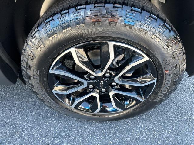 new 2025 Chevrolet TrailBlazer car, priced at $32,930