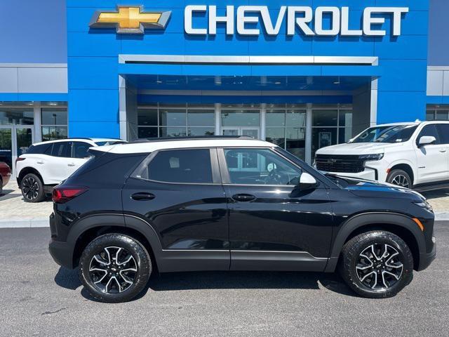 new 2025 Chevrolet TrailBlazer car, priced at $32,930