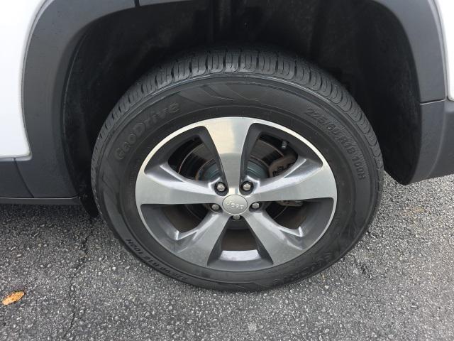 used 2019 Jeep Cherokee car, priced at $17,750