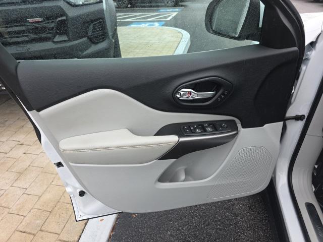 used 2019 Jeep Cherokee car, priced at $17,750