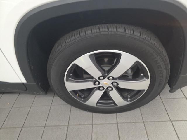 used 2023 Chevrolet Traverse car, priced at $33,500