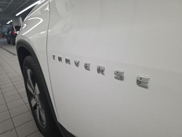 used 2023 Chevrolet Traverse car, priced at $33,500
