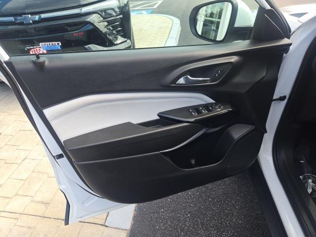 used 2024 Chevrolet Trax car, priced at $21,000