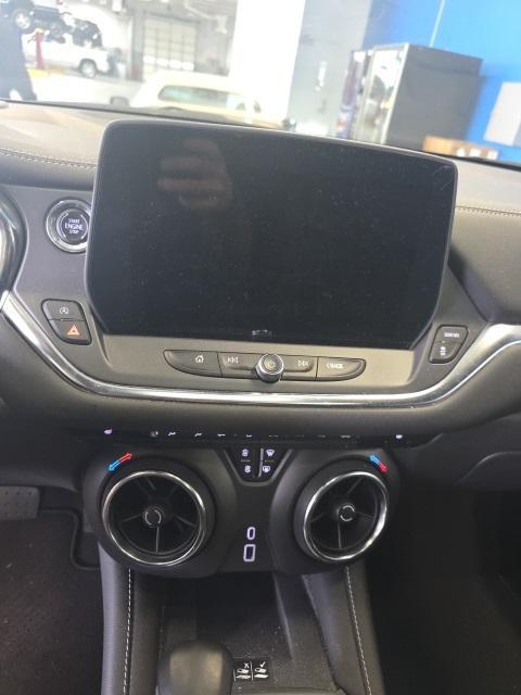 used 2024 Chevrolet Blazer car, priced at $33,514