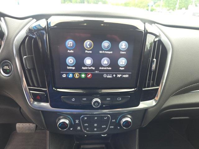 used 2023 Chevrolet Traverse car, priced at $30,000