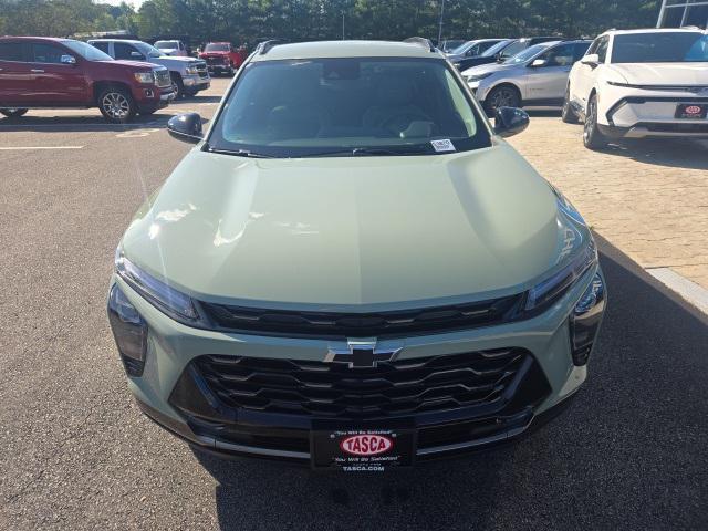 new 2025 Chevrolet Trax car, priced at $26,955