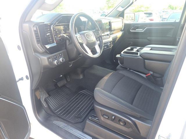 used 2024 GMC Sierra 1500 car, priced at $44,000