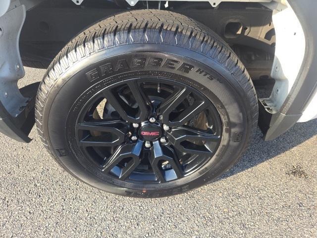 used 2024 GMC Sierra 1500 car, priced at $44,000
