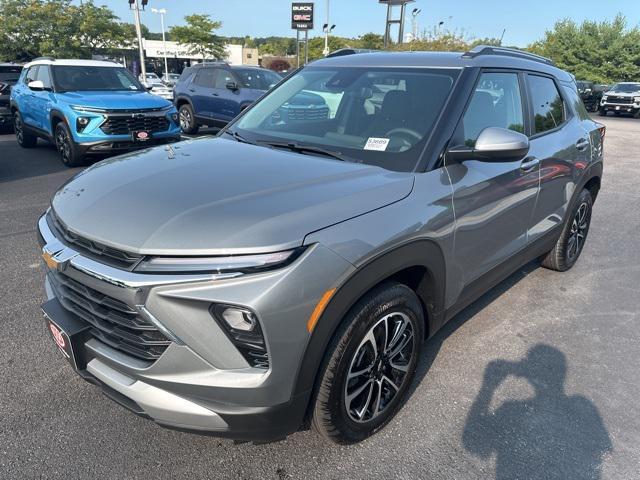 new 2025 Chevrolet TrailBlazer car, priced at $26,530