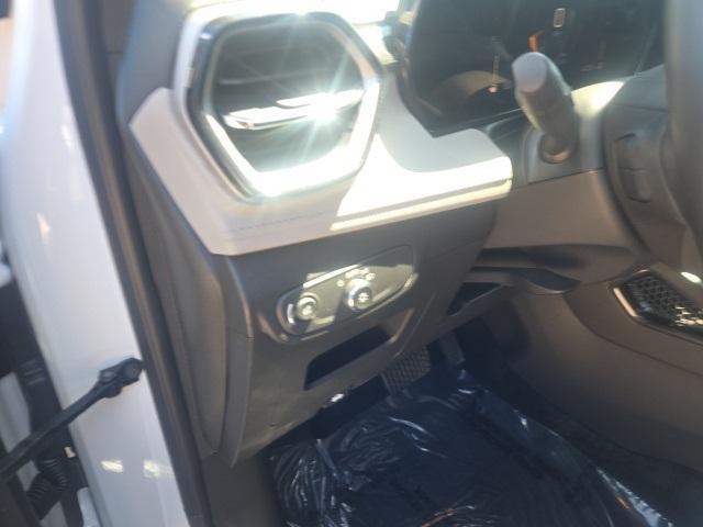 used 2025 Chevrolet TrailBlazer car, priced at $26,900