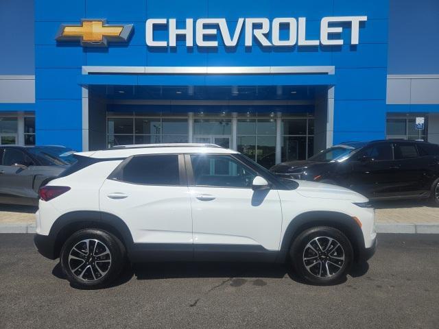 used 2025 Chevrolet TrailBlazer car, priced at $26,900
