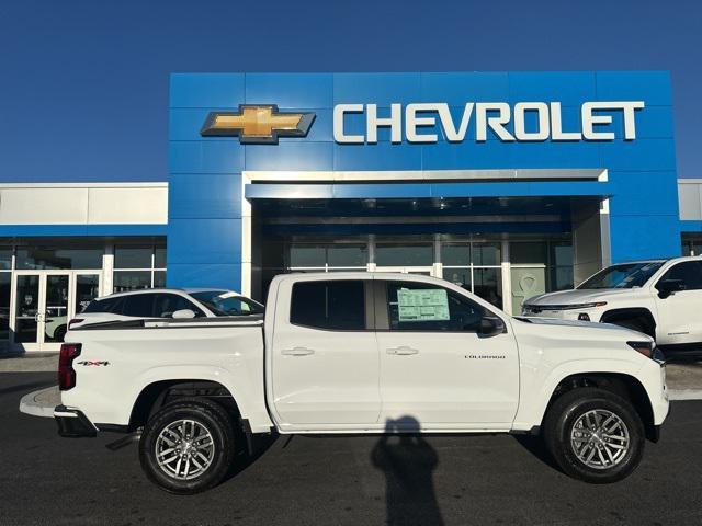 new 2024 Chevrolet Colorado car, priced at $39,975