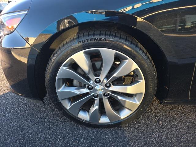 used 2017 Chevrolet Malibu car, priced at $17,894