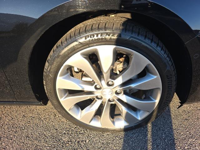 used 2017 Chevrolet Malibu car, priced at $17,894