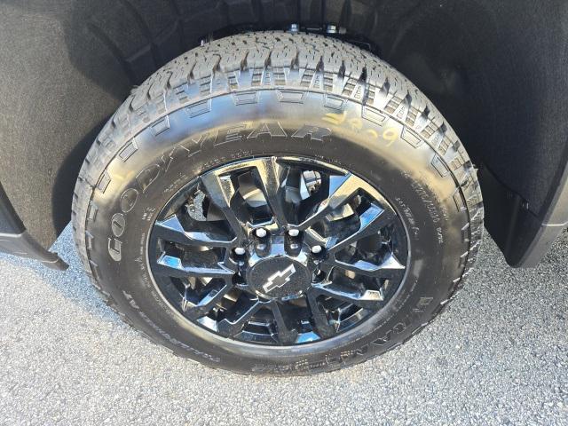 new 2025 Chevrolet Silverado 2500 car, priced at $68,890