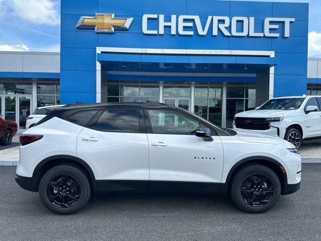 new 2025 Chevrolet Blazer car, priced at $45,555