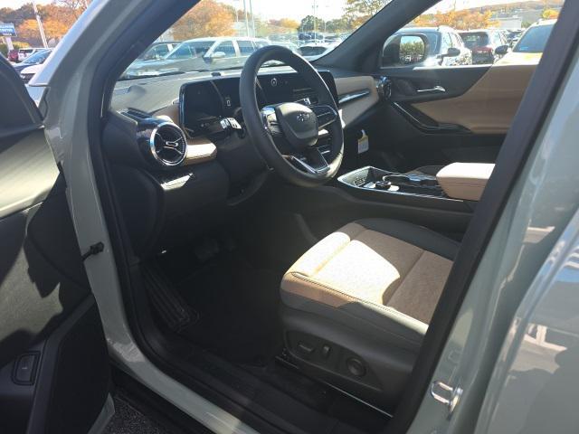 new 2026 Chevrolet Equinox car, priced at $38,840