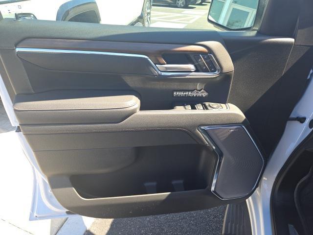 new 2025 Chevrolet Silverado 1500 car, priced at $69,695