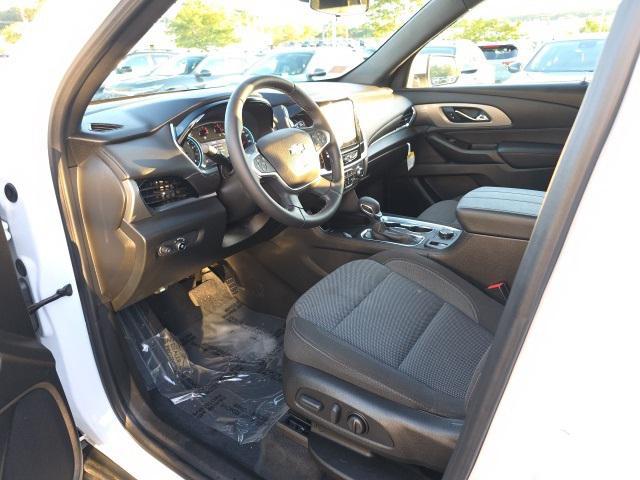 used 2023 Chevrolet Traverse car, priced at $32,000