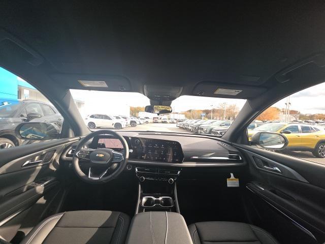 new 2026 Chevrolet Traverse car, priced at $45,915